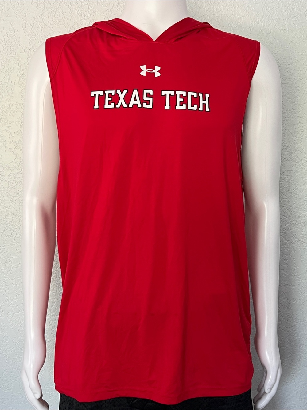 Texas Tech Red Raiders Sleeveless Hoodie Red Game Day Under Armour Mens Sz Large